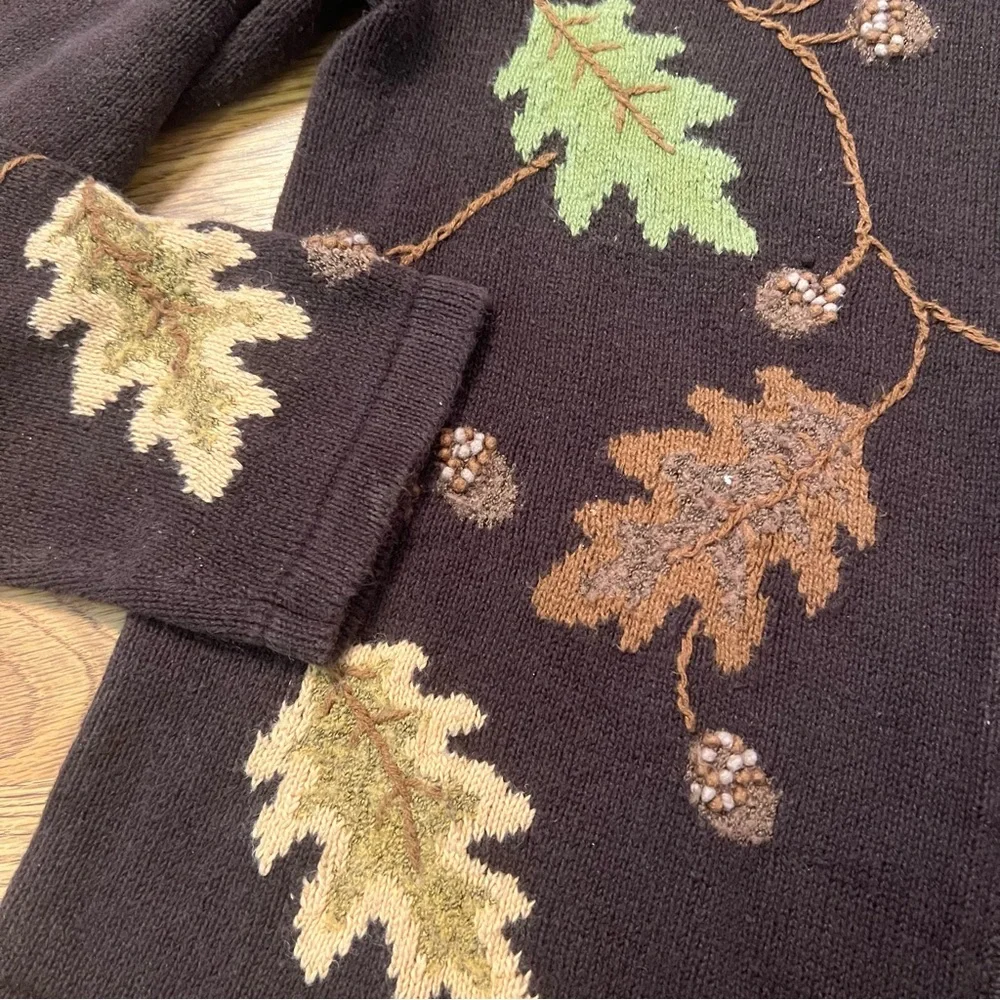 Womens vintage 3D leaf knit  zip up sweater/ cardigan